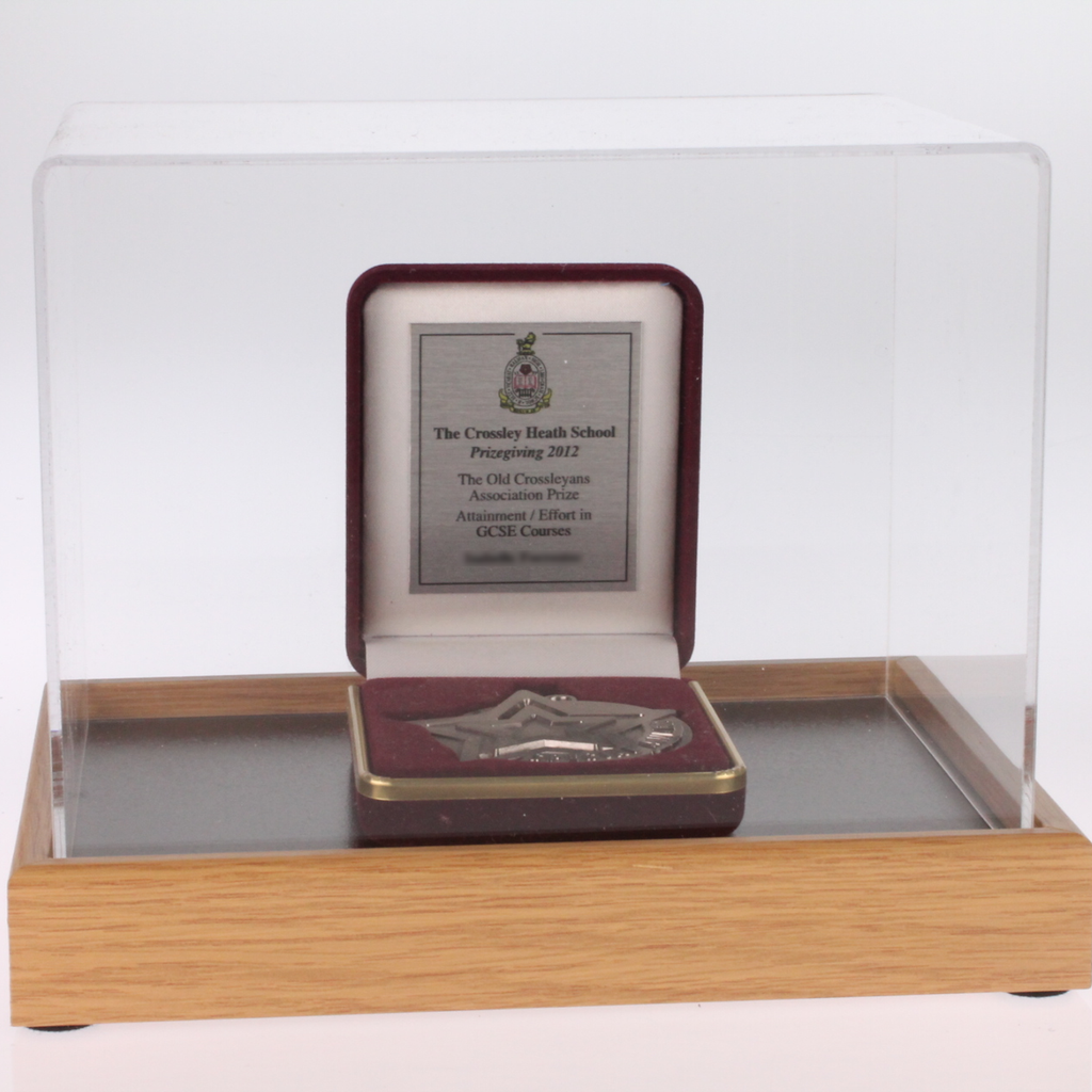 Classic Mini Helmet Display Case Landscape